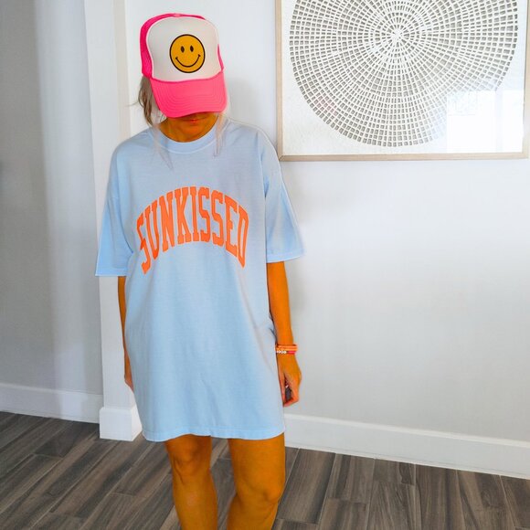 NWT Hydrangea Blue Sunkissed T-Shirt - Picture 15 of 17